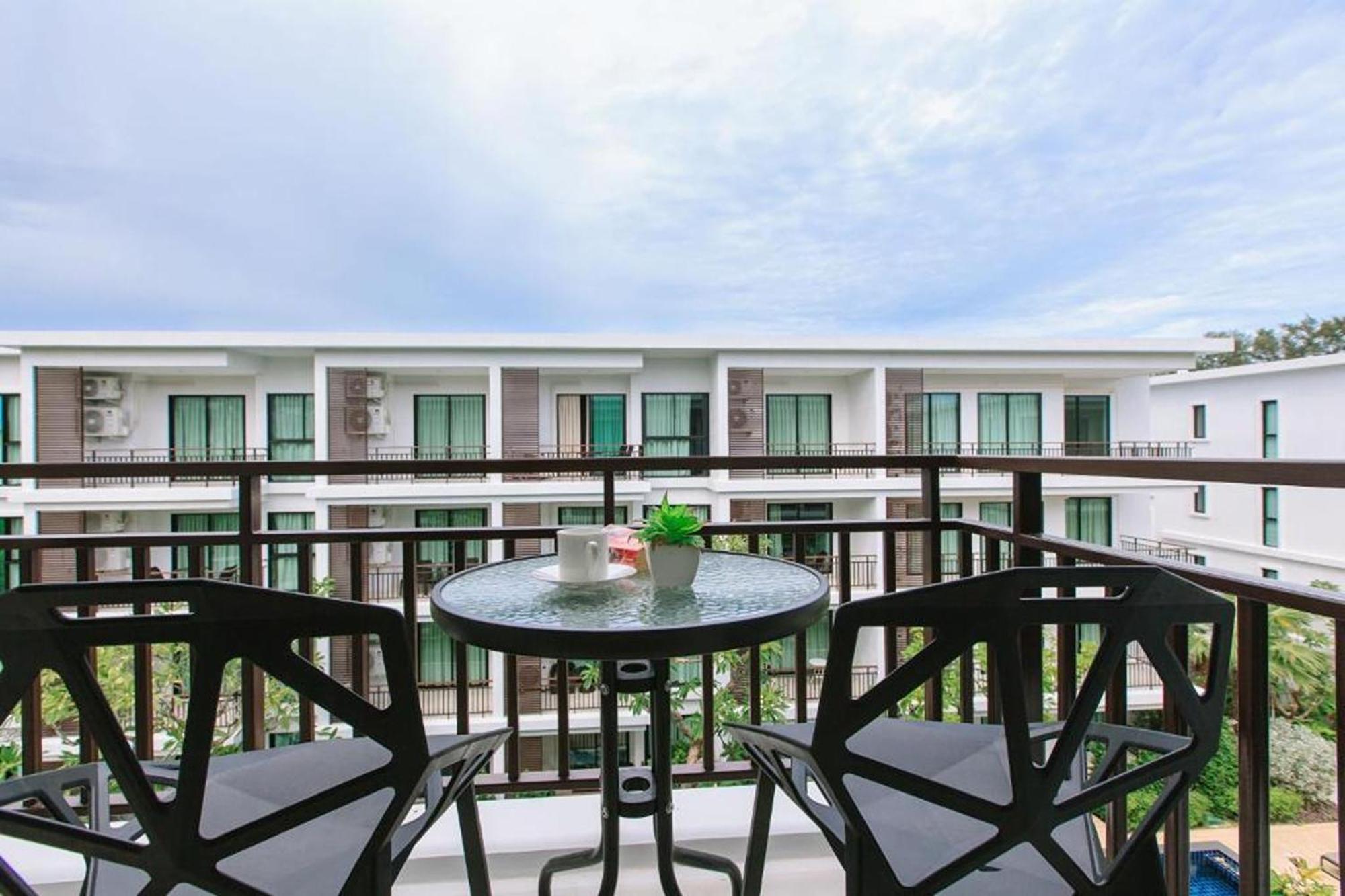 The Title Beach Front Rawai Exterior foto